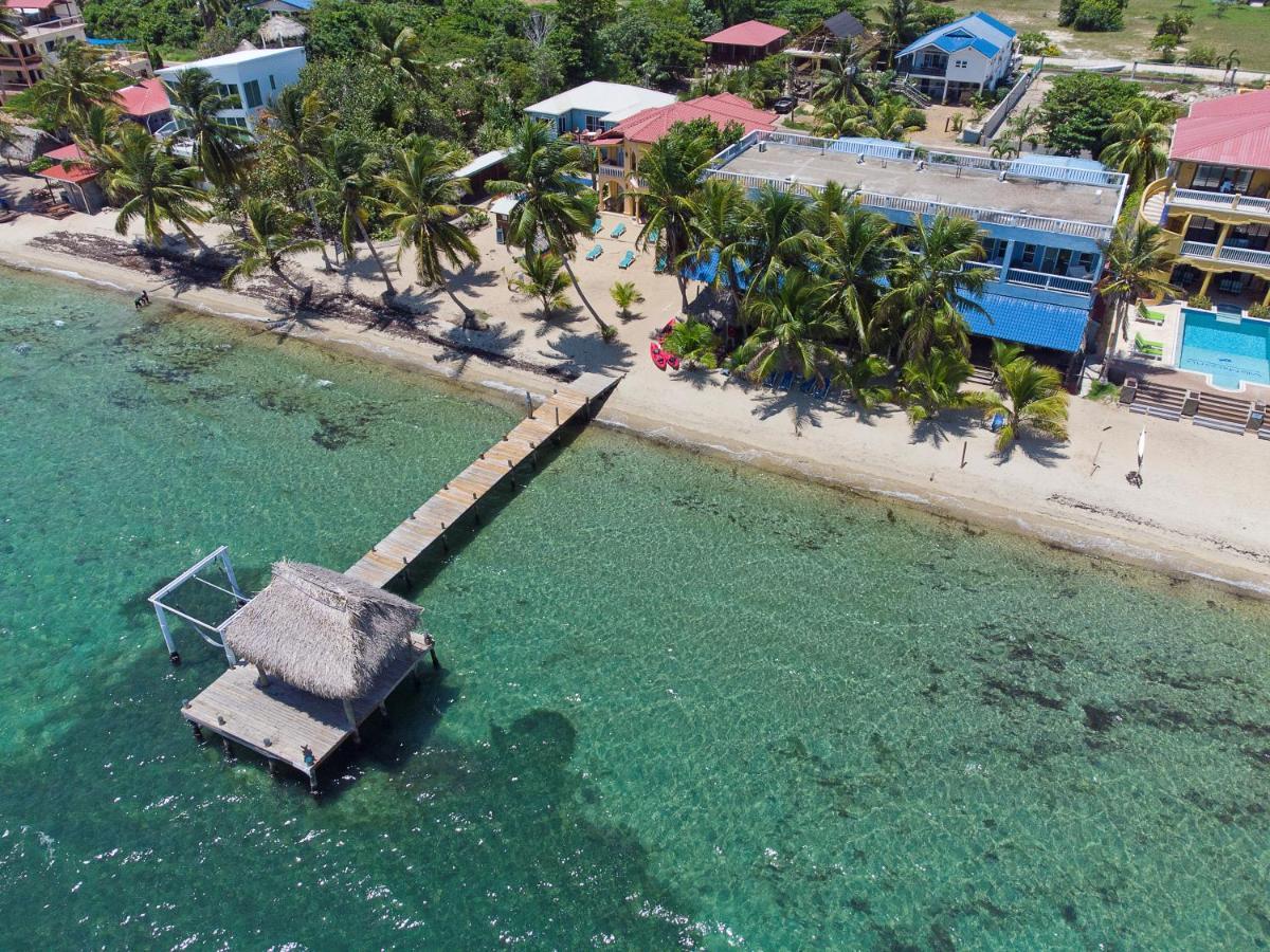Parrot Cove Lodge ฮอปกินส์ ภายนอก รูปภาพ