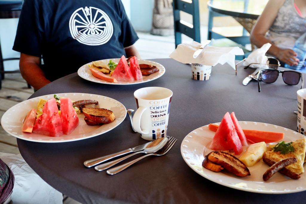 Parrot Cove Lodge ฮอปกินส์ ภายนอก รูปภาพ